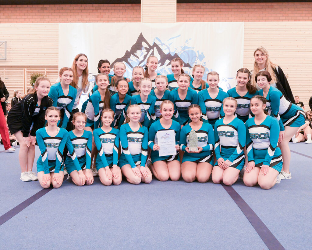 mc2022cheer 14