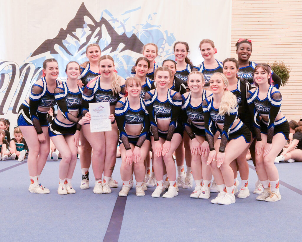 mc2022cheer 21