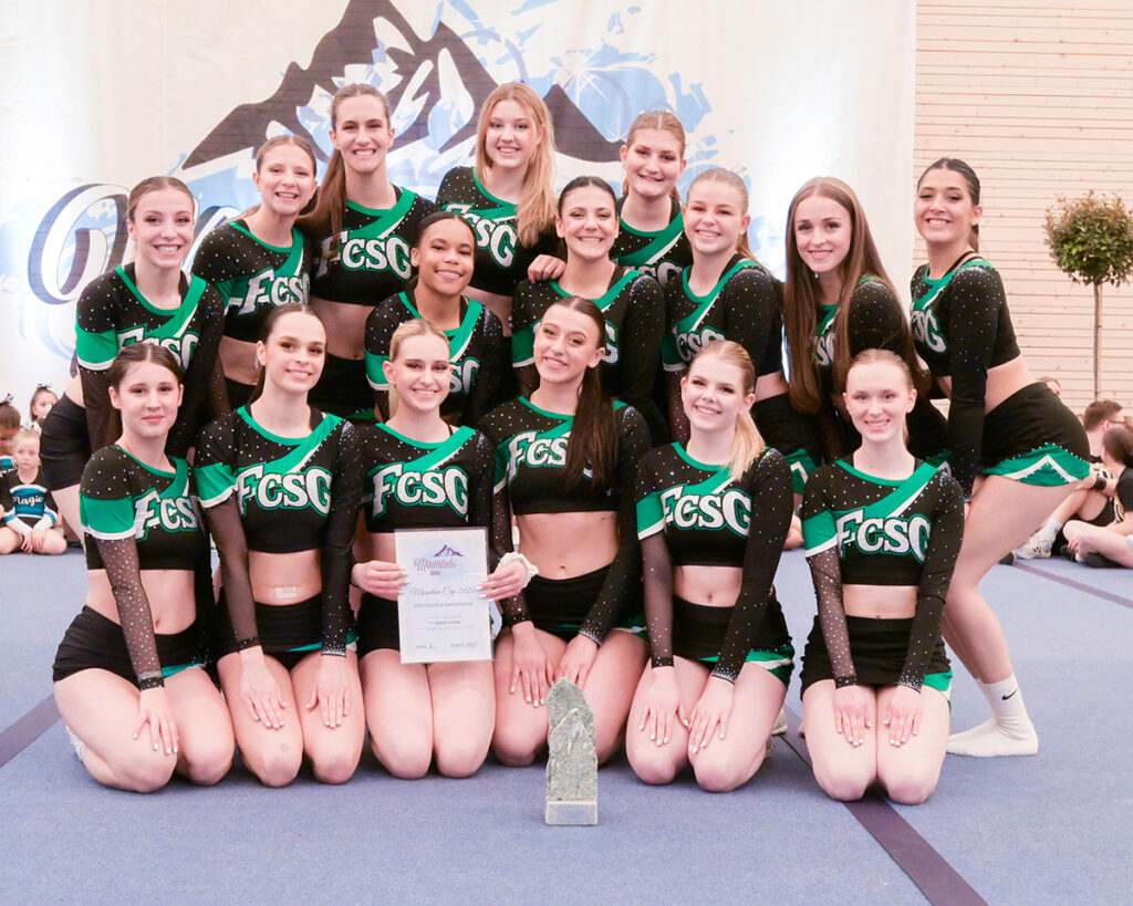 mc2022cheer 22
