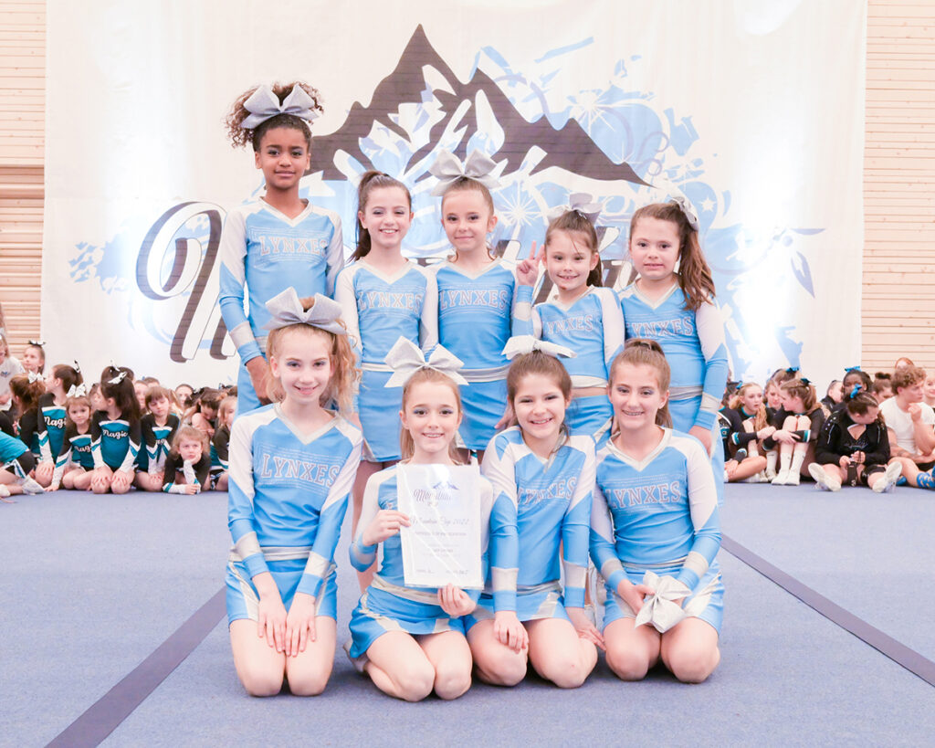 mc2022cheer 3