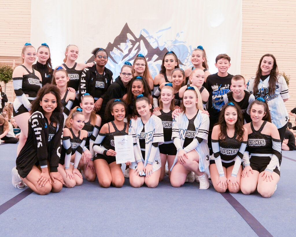 mc2022cheer 9