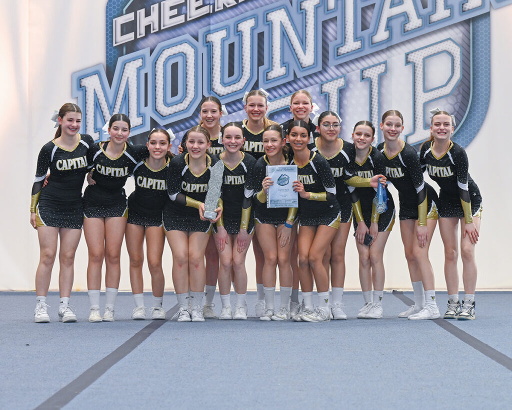 mc2023cheer 11