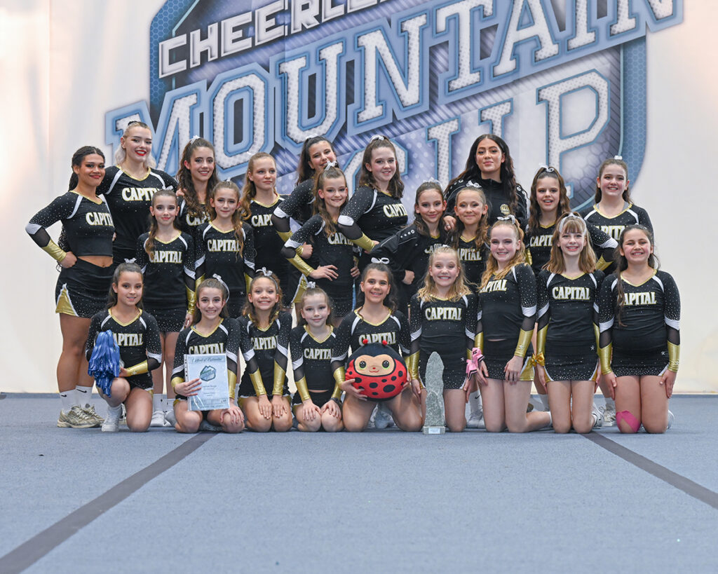 mc2023cheer 8