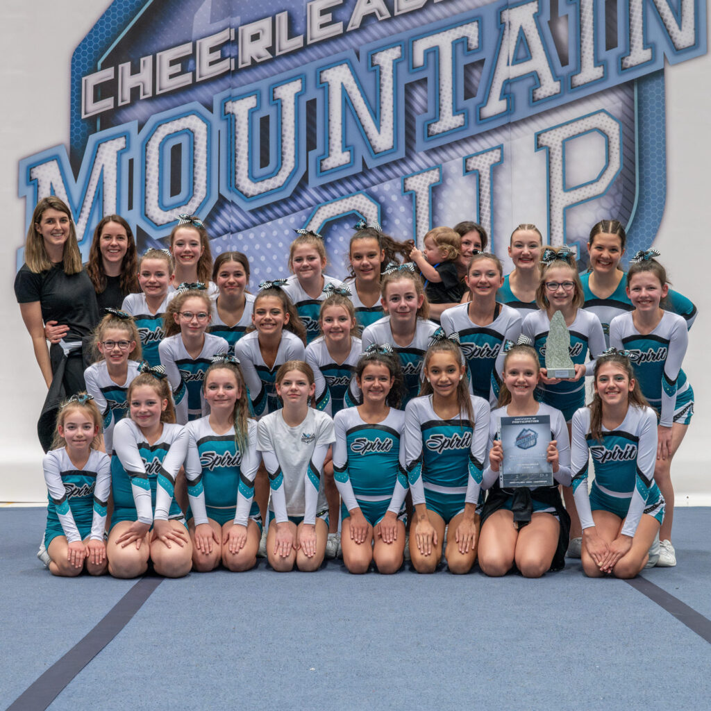 mc2024cheer 10