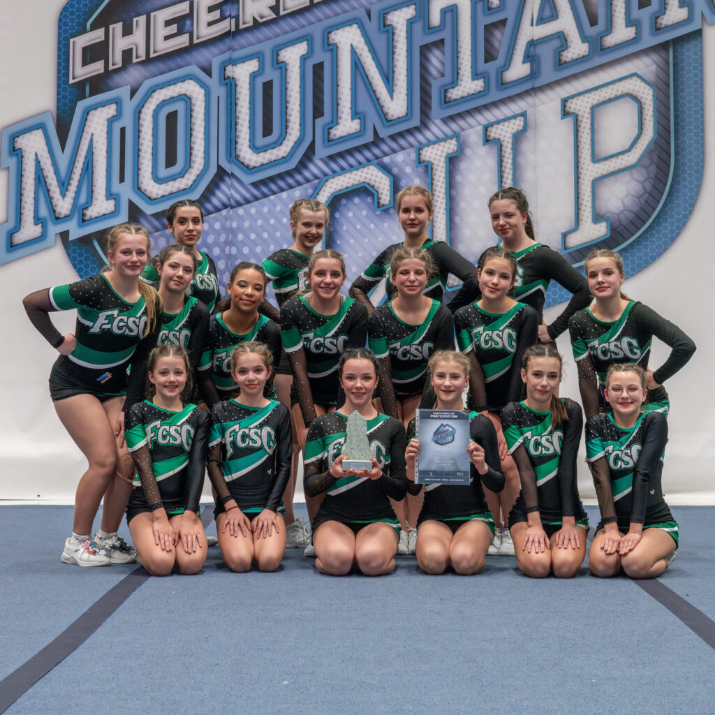 mc2024cheer 15