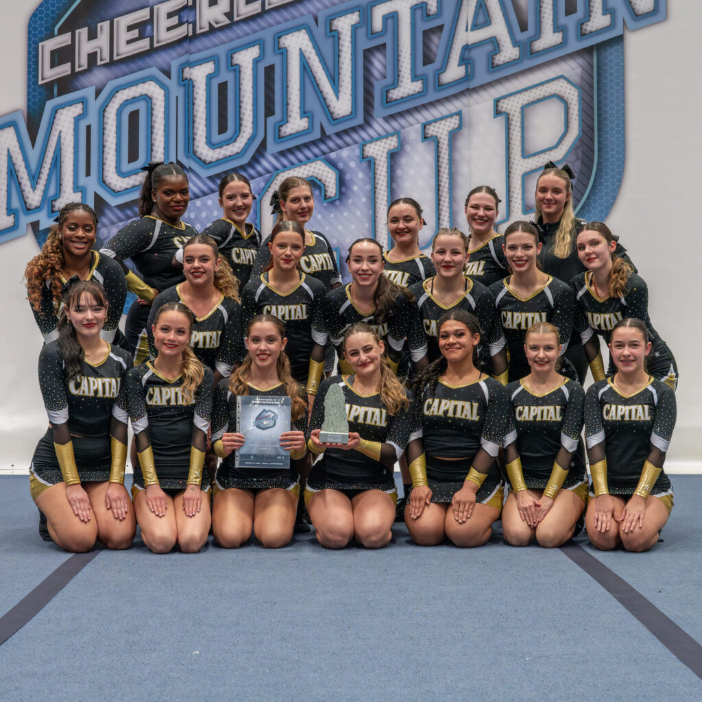 mc2024cheer 30