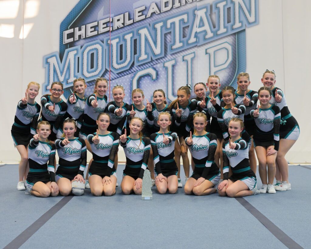 mc2025cheer 11
