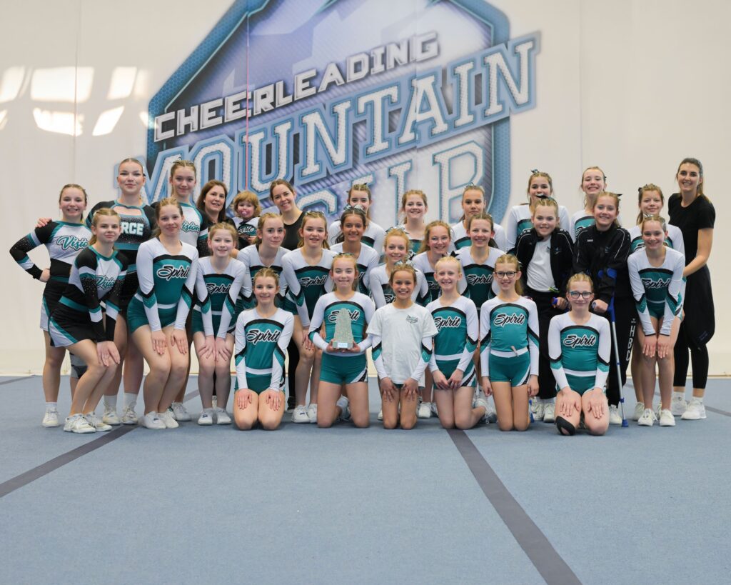 mc2025cheer 3